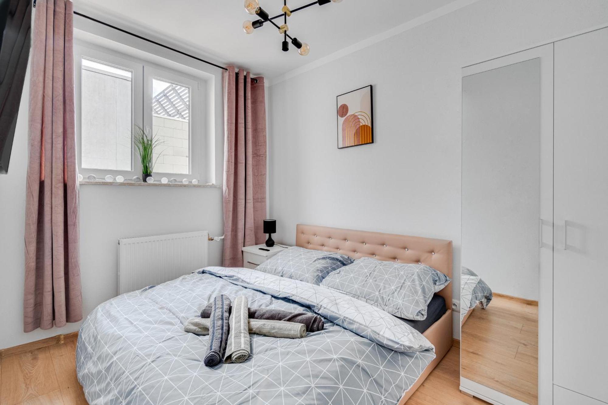 Apartamenty Franciszkanska Opole Esterno foto